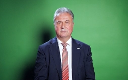 Land unter Druck - 50 Stimmen aus dem Volk
