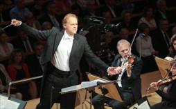Thomas Hengelbrock dirigiert Ravel und Franck