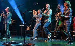 Bläck Fööss 50 plus 2 - Das Jubiläumskonzert vor dem Kölner Dom live!
