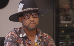 Help! I'm In A Secret Relationship