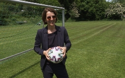 Die Frauenfußball-Chefin – Tatjana Haennis neues Leben in New York