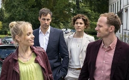 Vier kriegen ein Kind