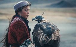 Die Adlerjägerin – Junge Mongolinnen entdecken einen alten Brauch für sich