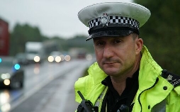 Police Force - Englands Straßen-Cops