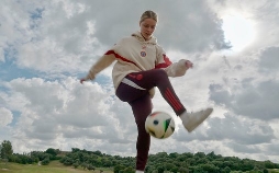 Kick it like women