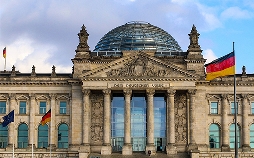 Nie wieder. Wie stark ist unsere Demokratie?