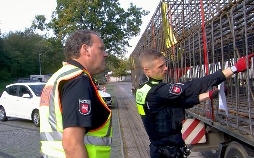 LKW-Kontrolle XXL - Im Einsatz mit der Autobahnpolizei