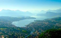 Der Vierwaldstättersee - Blaues Juwel der Schweiz
