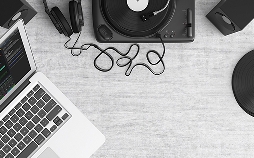 Deluxe Top 50 - 2025