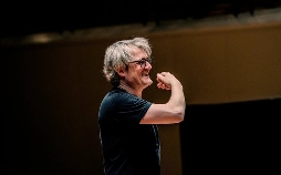 Ingo Metzmacher dirigiert Schostakowitsch