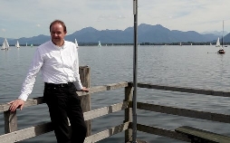 Adel zwischen Märchen und Moderne - Zu Besuch bei Auguste von Bayern