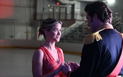 A Royal Christmas on Ice - Auf Schlittschuhen ins Weihnachtsglück