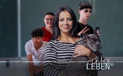 Lehrerin mit Herz und Hoffnung