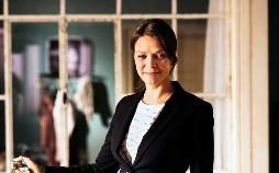 Auf der anderen Seite ist das Gras viel grüner