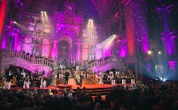 Helmut Lotti goes classic