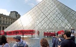 All die Schönheit und das Blutvergießen