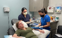 Dr. Pimple Popper: Breaking Out
