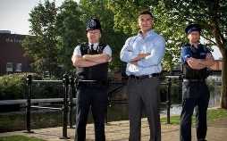 Neighbourhood Blues - Streifenpolizei im Einsatz | TV-Programm von SPORT 1