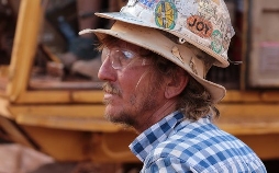 Outback Opal Hunters - Edelsteinjagd in Australien | TV-Programm von DMAX