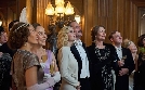 Outrageous - Das Leben der Mitford-Schwestern S01E01 Die Ruhe vor dem Sturm | Sa 20.06. 20:15 ONE HD