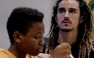 Standing Tall | TV-Programm von zdf_neo