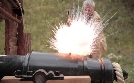Von der Keule zur Rakete - Die Geschichte der Gewalt | TV-Programm von zdfinfo