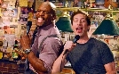 Brooklyn Nine-Nine S01E21 Nimmt sich das Verbrechen frei und macht seine Wäsche | Sa 08.02. 20:15 ProSieben MAXX