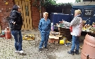 Der Trödeltrupp - Das Geld liegt im Keller | TV-Programm von RTLZWEI