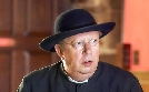 Father Brown S04E05 Das Pelagius-Kreuz | Fr 28.02. 20:15 zdf_neo