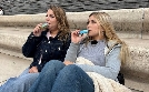 Vapes - Chinas süßes Gift | TV-Programm von zdfinfo