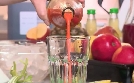 So schmeckt die Welt - Die Welt des Saftes | TV-Programm von ANIXE HD