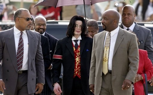 Michael Jackson - Der Jahrhundert-Prozess 
 Unter Anklage