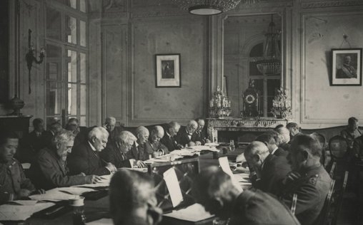 Der vergiftete Frieden 
 Versailles und Europa