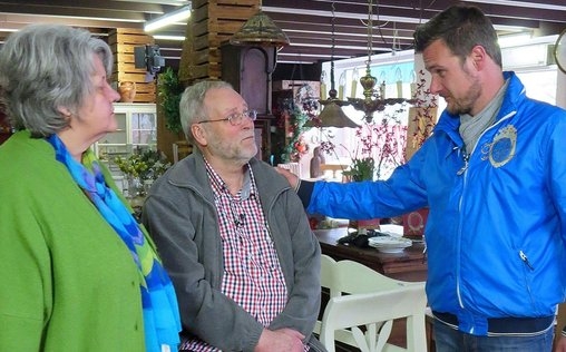 Der Trödeltrupp - Das Geld liegt im Keller 
 Andreas bei Hans-Jürgen
