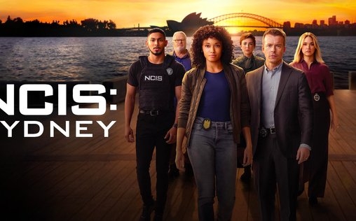 NCIS: Sydney 
 Schlangen im Gras
