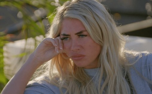 Celebrity Ex on the Beach 
 Liebe ist eine holprige Fahrt.
