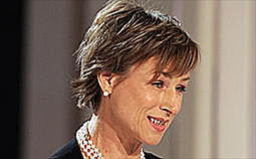 Corinna Harfouch Filme Portrait Und Mehr Bei Save Tv