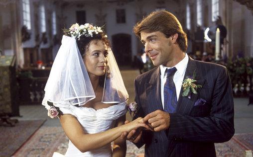 Die Schwarzwaldklinik Hochzeit Mit Hindernissen Jetzt Aufnehmen 