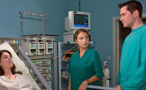 In aller Freundschaft - Wie man sich bettet ... | Jetzt aufnehmen!