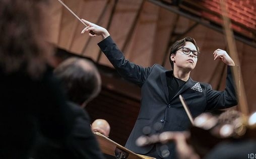 Tarmo Peltokoski und das Lettische Nationale Symphonieorchester - Vidzeme-Konzerthalle, Cesis 
 