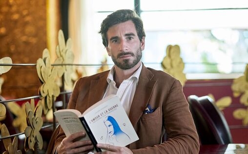 Feindbild Frau 
 Täglich werden Frauen Opfer von sexistischen Belei...