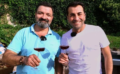 Kochs anders - Gourmetideen aus Hessen 
 Ali, der Jäger und das Rehgulasch aus dem Kazan