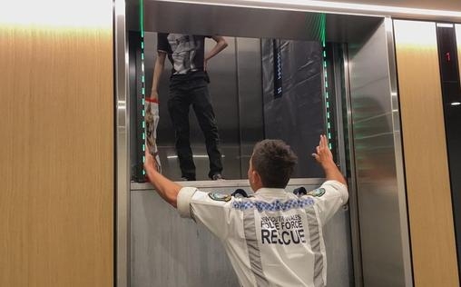 Police Rescue Australia 
 Episode 6