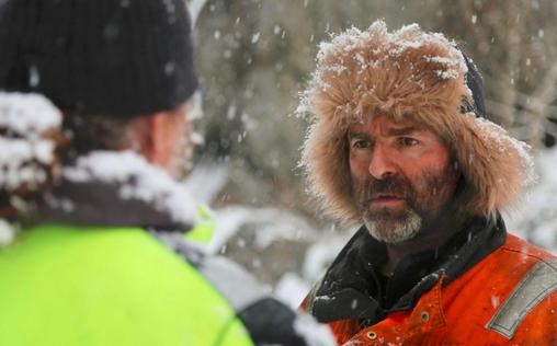 Ice Road Rescue: Extremrettung in Norwegen 
 Ein Bagger in Not