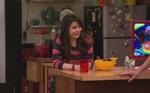 iCarly 
 Action mit One Direction