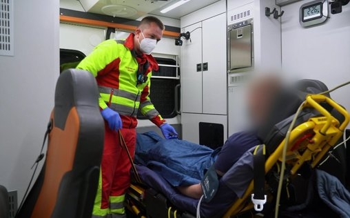 Nachtschicht: Einsatz für die Lebensretter 
 Intoxikation | Diabetiker | Reanimation | Knieschmerzen | Mann mit PTBS