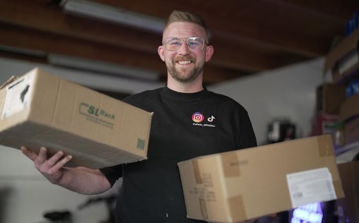 Die Restposten-Kings 
 Lagerkoller, Luftmatratzen und Liegestütze