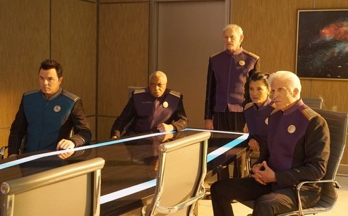 The Orville 
 Im Inneren des Nebels
