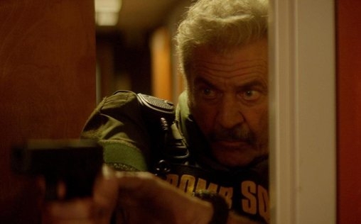 Hot Seat 
 Der ehemalige Hacker Orlando Friar (Kevin Dillon),...