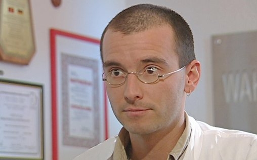 Medical Detectives - Geheimnisse der Gerichtsmedizin 
 Cement the Case / Skin of Her Teeth